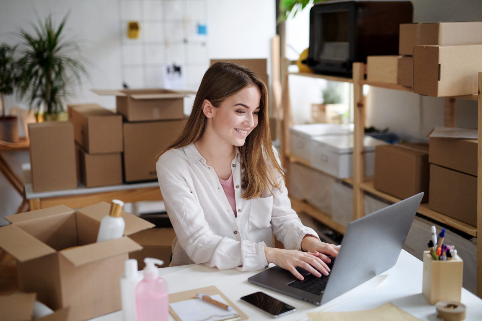 Guide to Dropshipping in the UAE 2025